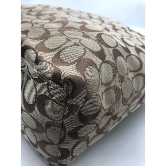 Coach Hamptons Beige Signature Canvas Book Tote Bag - Picture 7 of 11
